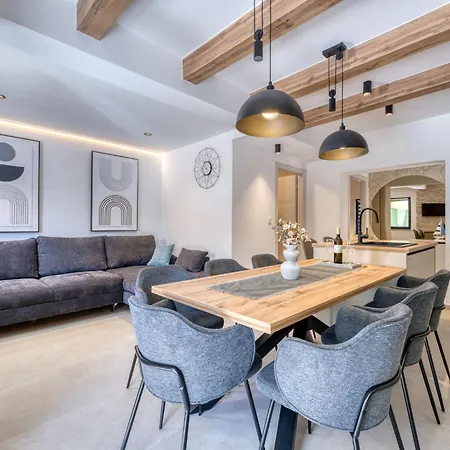 Domagoj By Interhome Casa vacanze