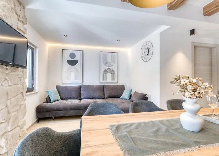 Domagoj By Interhome