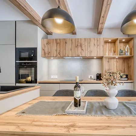 Feriehus Domagoj By Interhome Malinska