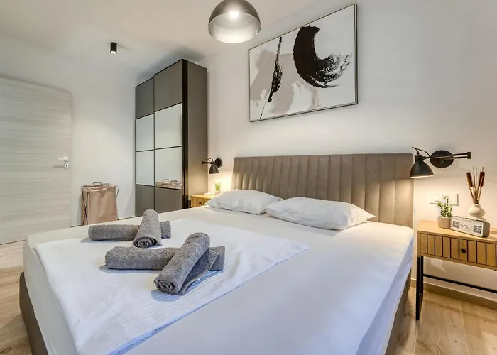 Domagoj By Interhome *