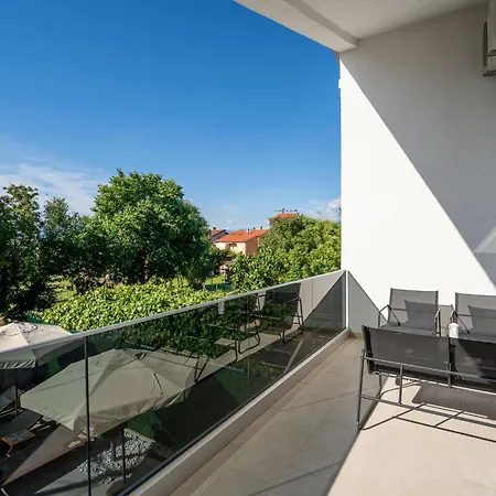 Domagoj By Interhome Feriehus Malinska